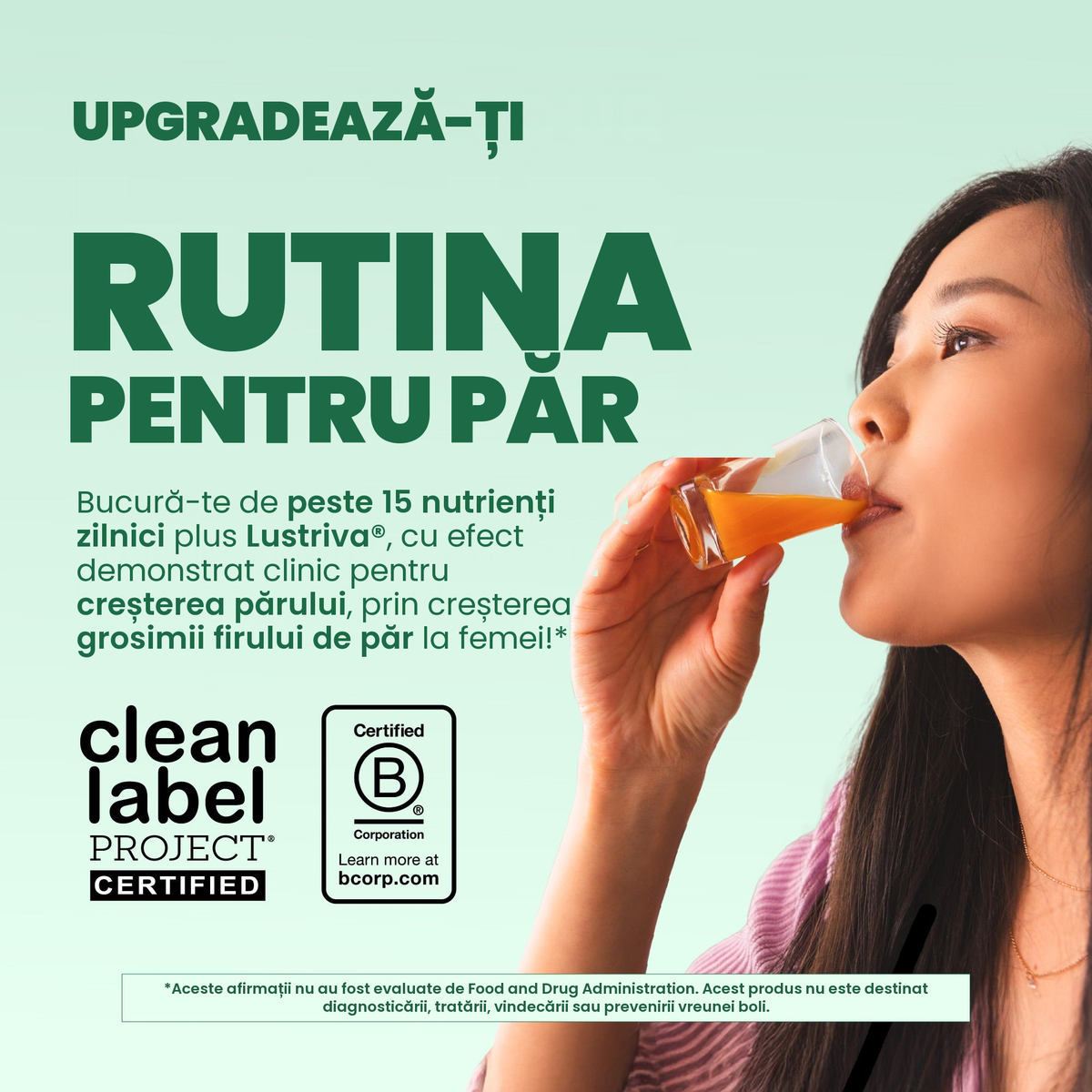 Femeie care bea multivitamina cu fruct de dragon și pepene galben, cu însemnele Clean Label Project Certified și Certified B Corporation