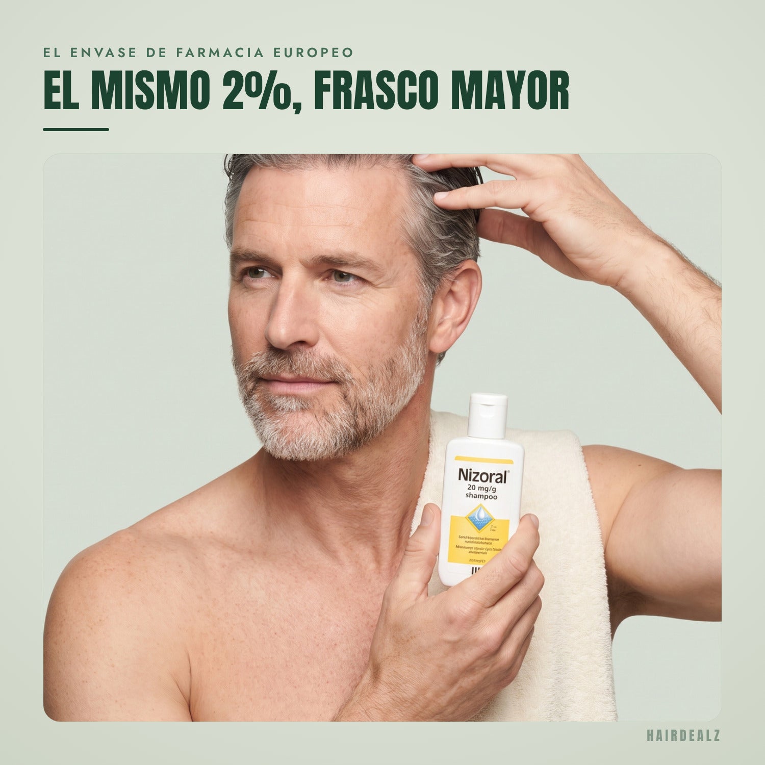 Nizoral 2% 100 ml en uso sobre un fondo verde