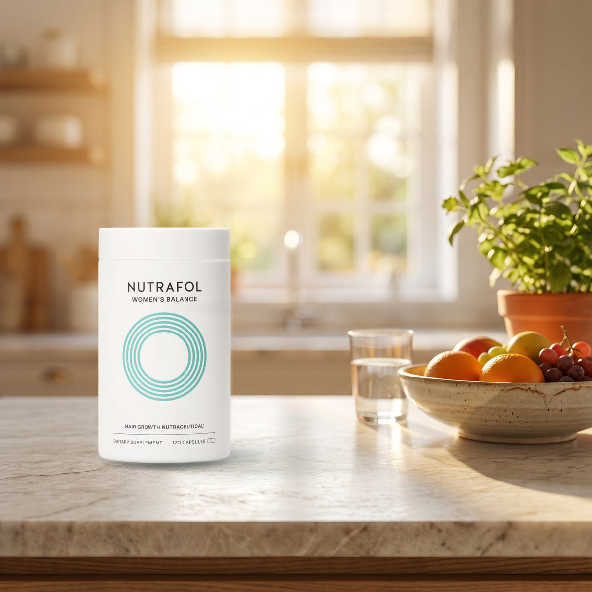 Nutrafol Women's Balance w codziennym użyciu