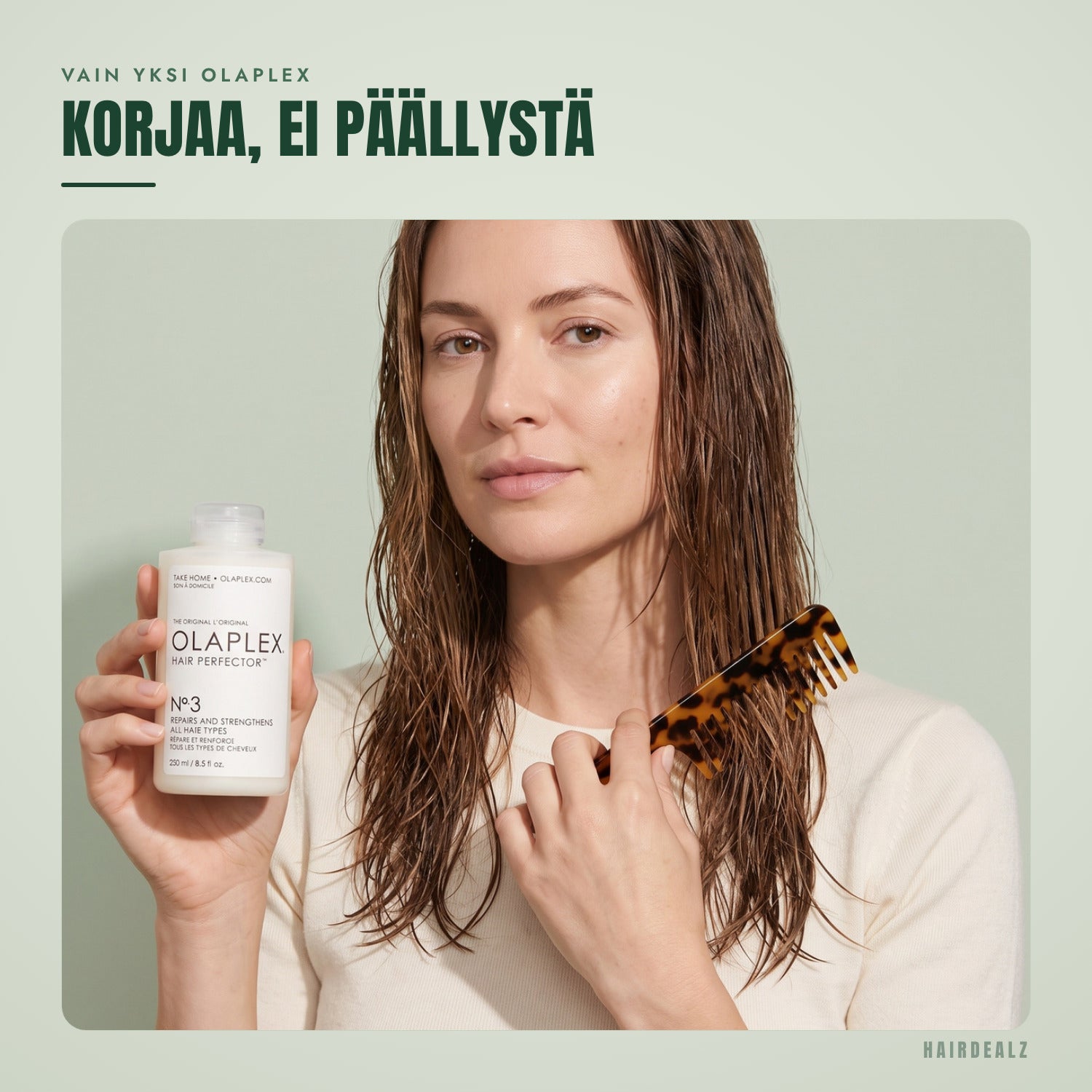 Olaplex No.3 käytössä vihreää taustaa vasten