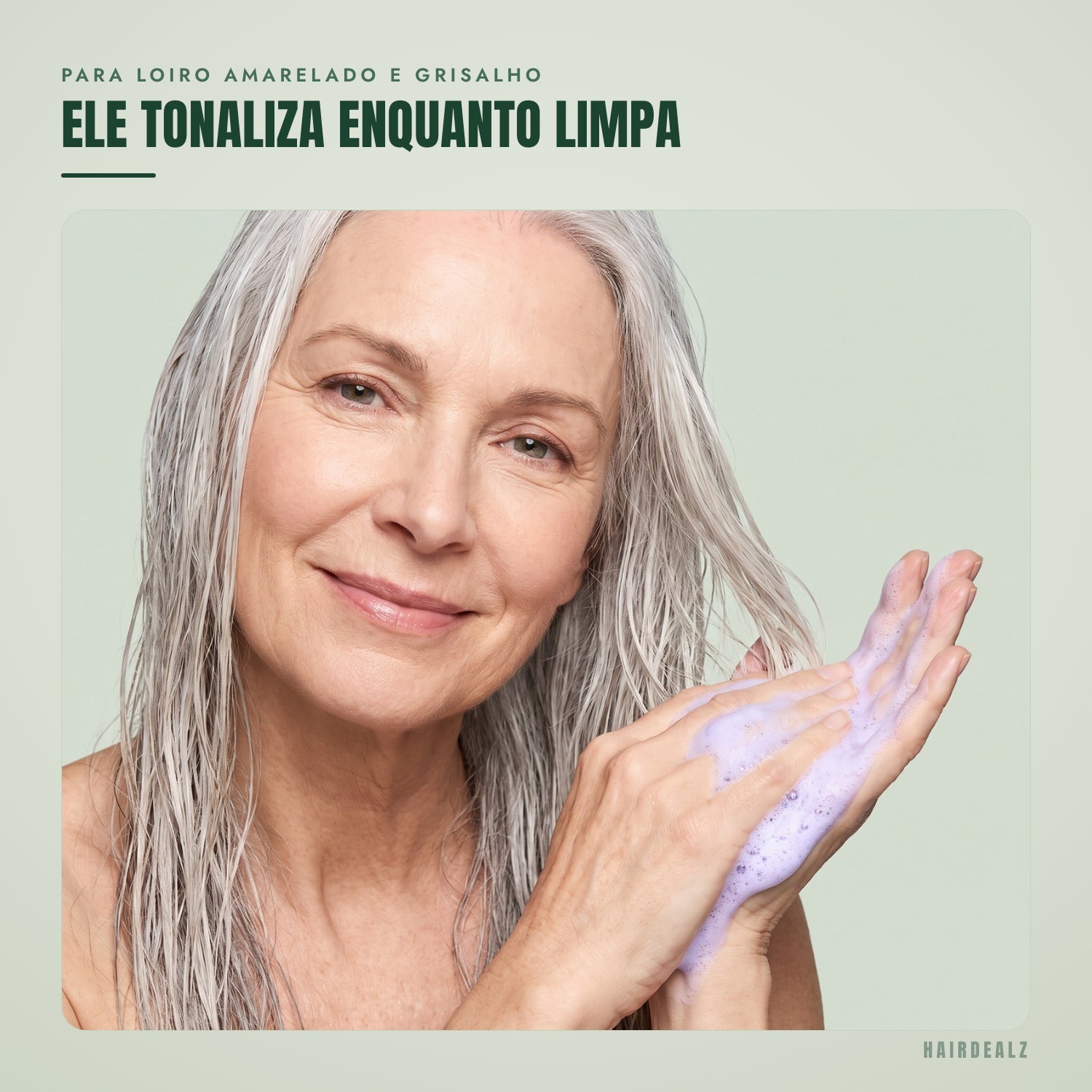 Olaplex No.4P sendo usado em fundo verde