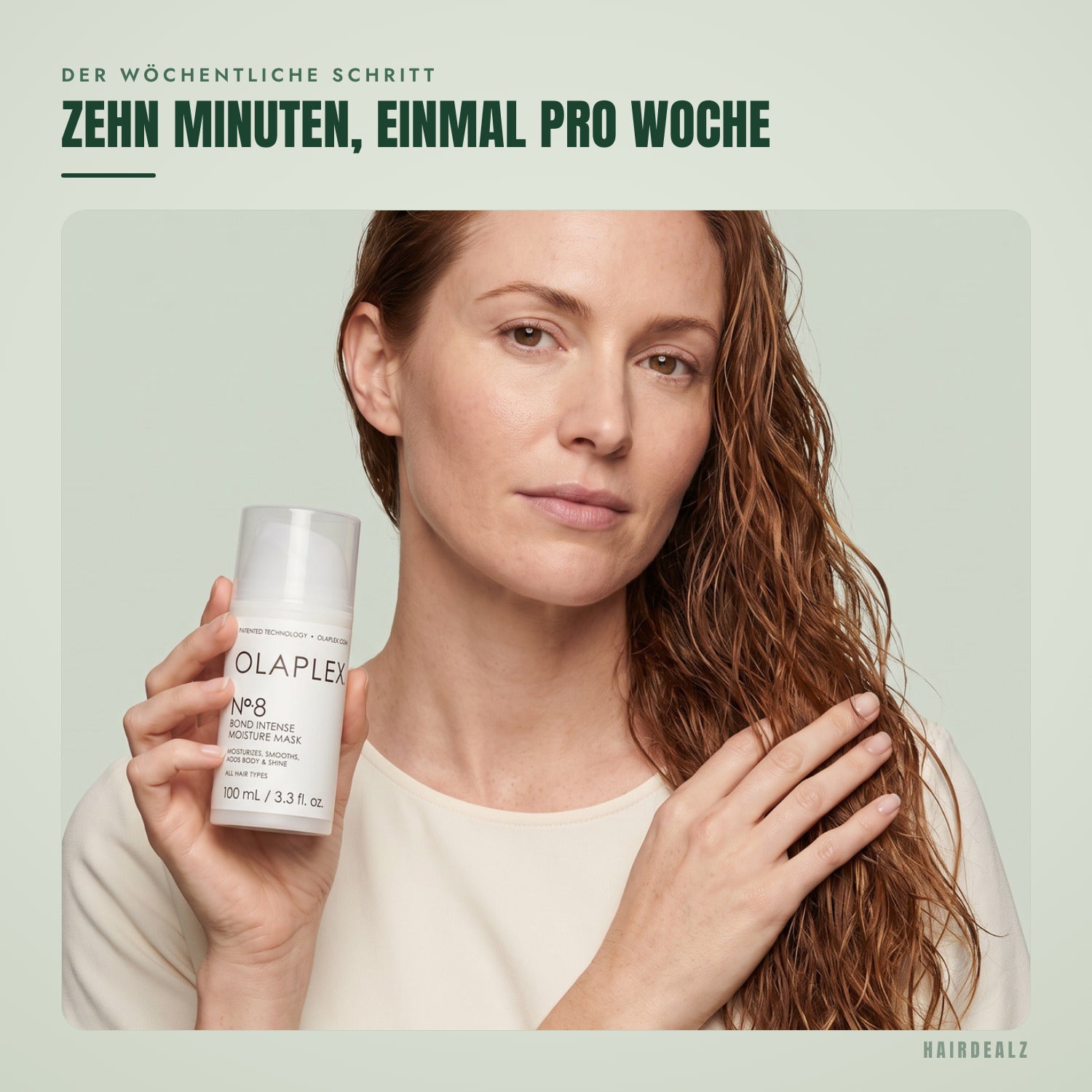 Olaplex No.8 in Anwendung vor grünem Hintergrund