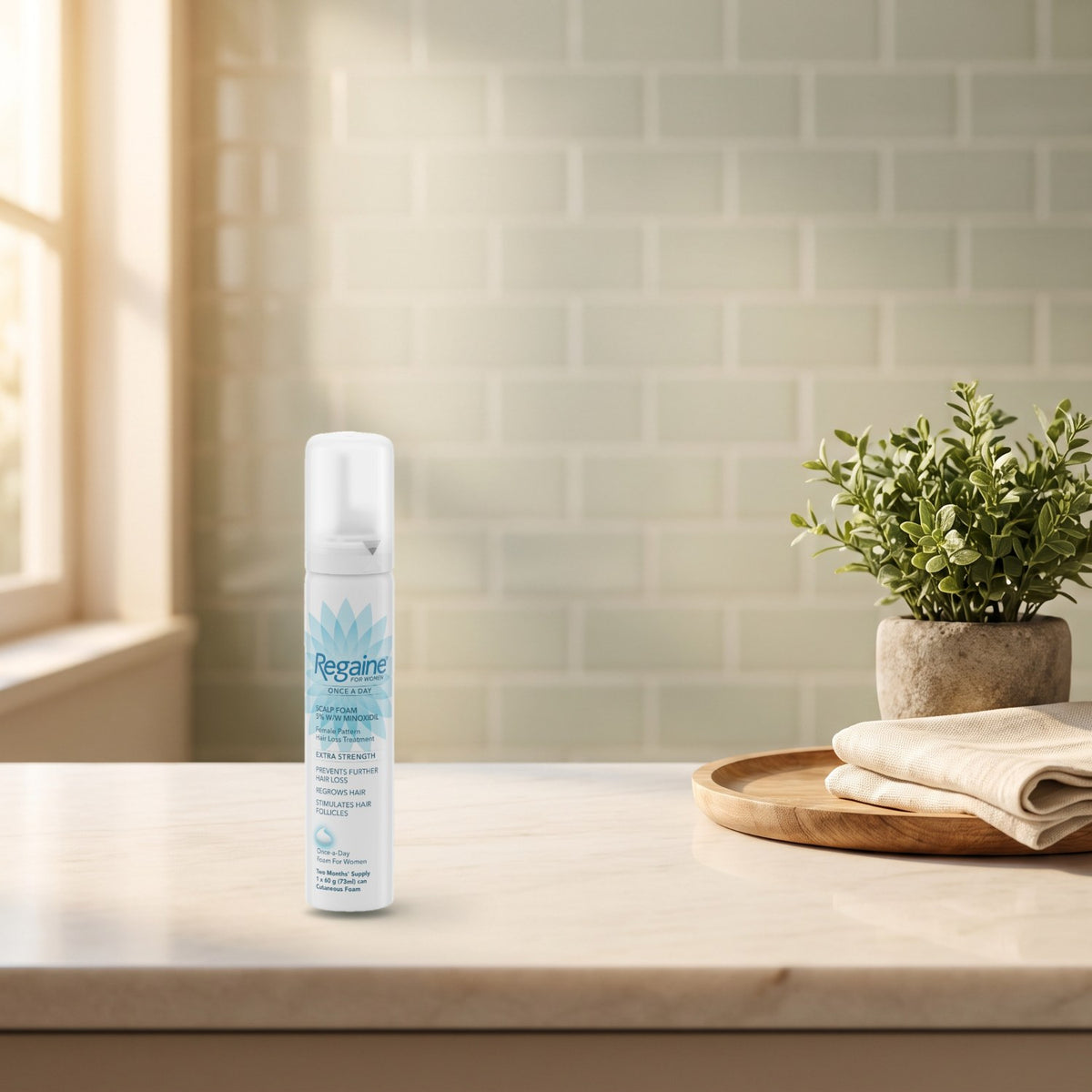Regaine para Mulheres Uma Vez ao Dia 5% Espuma Capilar no dia a dia